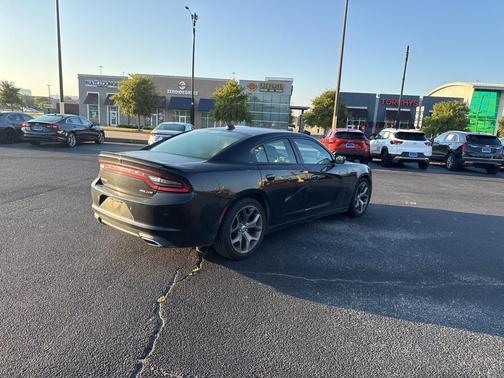 2017 Dodge Charger SXT