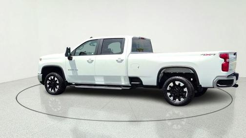 Summit White 2025 Chevrolet Silverado 2500 LT