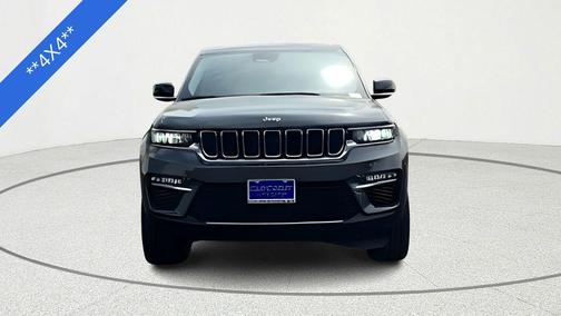 Metallic 2024 Jeep Grand Cherokee 4xe Base