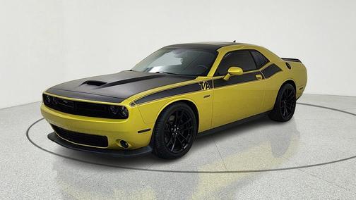Gold Rush 2021 Dodge Challenger R/T Scat Pack