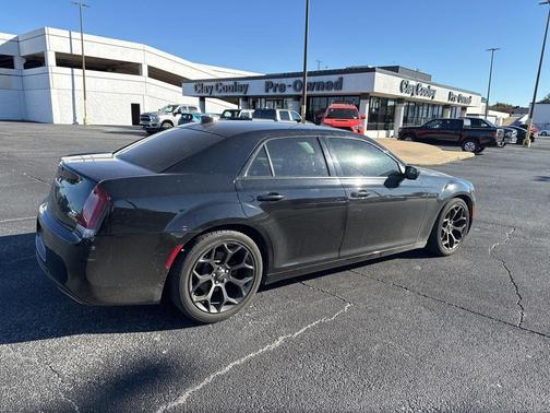 2019 Chrysler 300 Touring
