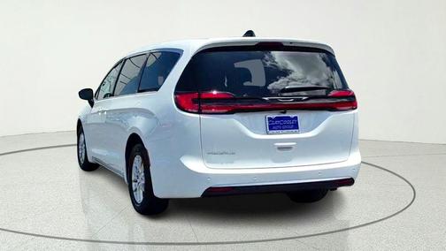 Bright White Clearcoat 2027 Chrysler Pacifica SELECT