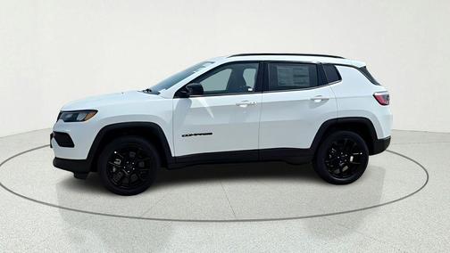 Bright White Clearcoat 2026 Jeep Compass Latitude