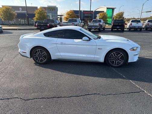 2023 Ford Mustang GT Premium