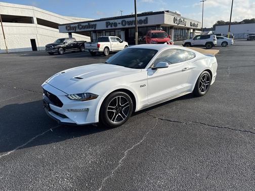 2023 Ford Mustang GT Premium