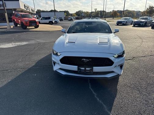 2023 Ford Mustang GT Premium