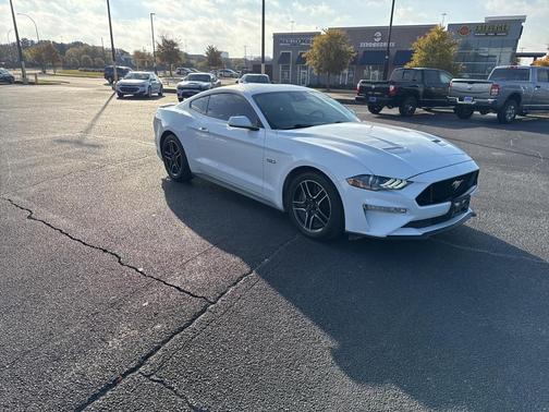 2023 Ford Mustang GT Premium