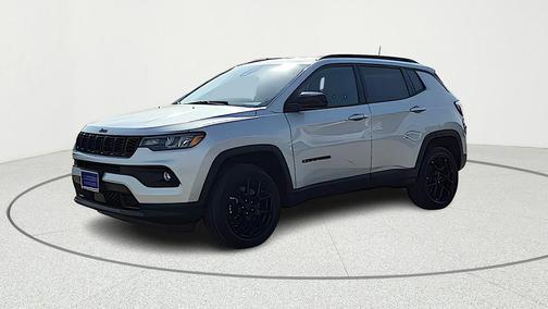 Silver Zynith 2026 Jeep Compass Latitude