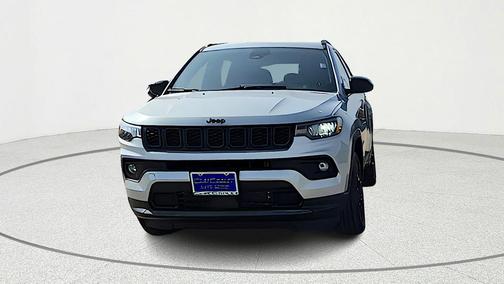 Silver Zynith 2026 Jeep Compass Latitude