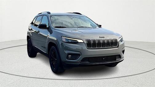 2023 Jeep Cherokee Altitude Lux