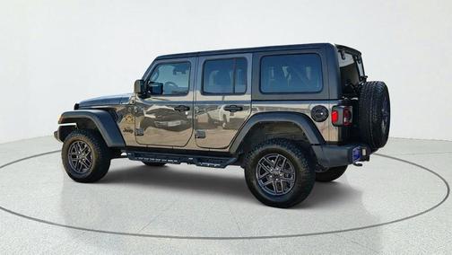 Granite Crystal Metallic Clearcoat 2024 Jeep Wrangler Sport S