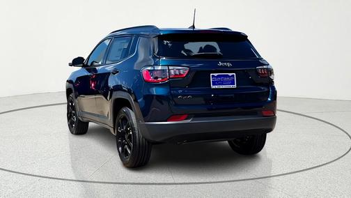 Fathom Blue Pearlcoat 2026 Jeep Compass Latitude