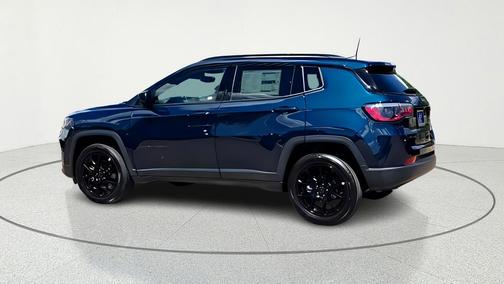 Fathom Blue Pearlcoat 2026 Jeep Compass Latitude