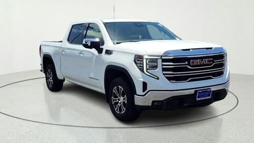 Summit White 2025 GMC Sierra 1500 SLT