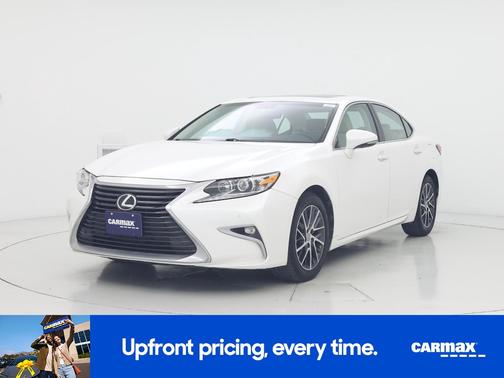 White 2016 Lexus ES 350