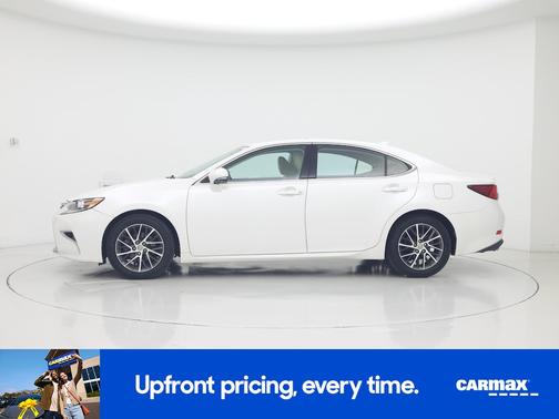 White 2016 Lexus ES 350