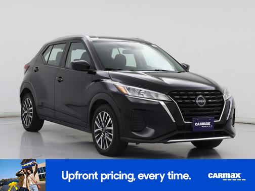 2022 Nissan Kicks SV