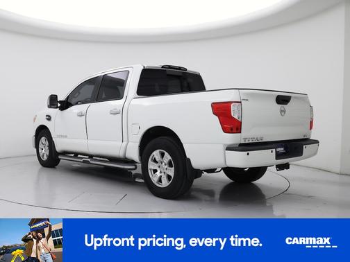 2017 Nissan Titan SV
