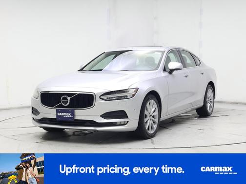 2017 Volvo S90 T6 Momentum