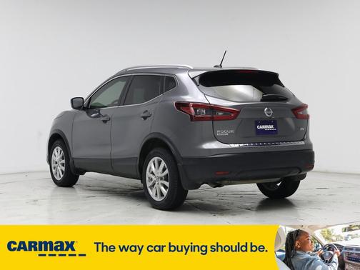 2022 Nissan Rogue Sport SV