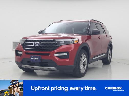 Red 2022 Ford Explorer XLT