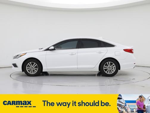 2017 Hyundai SONATA SE
