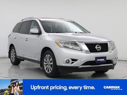 Silver 2015 Nissan Pathfinder SL