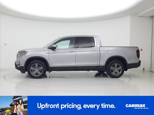 Silver 2023 Honda Ridgeline RTL-E