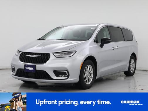 Silver 2024 Chrysler Pacifica Touring L