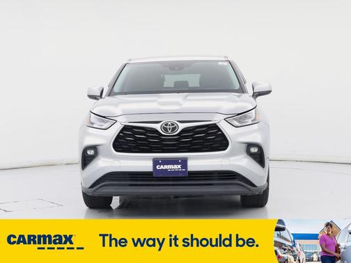 2021 Toyota Highlander LE