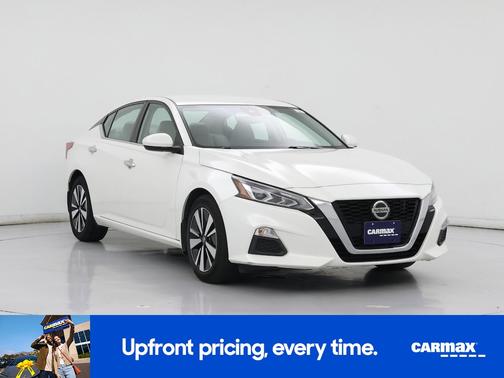 2022 Nissan Altima SV