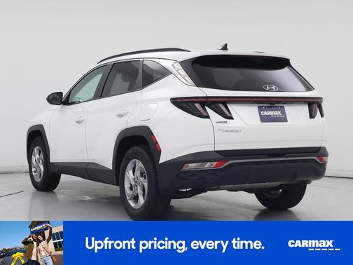 White 2023 Hyundai TUCSON SEL