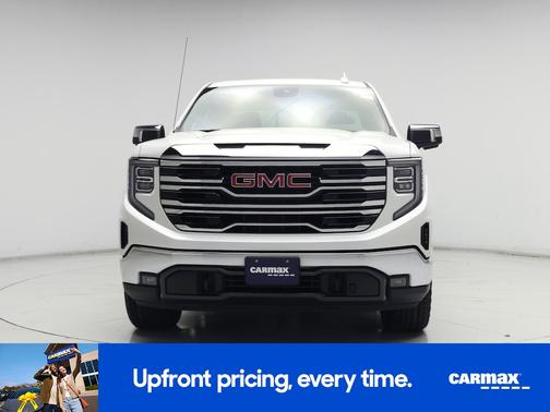 White 2023 GMC Sierra 1500 SLT