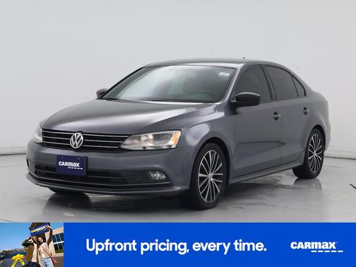 Gray 2016 Volkswagen Jetta Sport