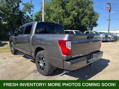 Gun Metallic 2024 Nissan Titan SV