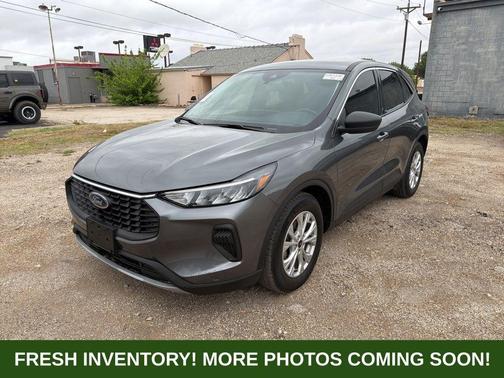 Carbonized Gray Metallic 2023 Ford Escape Active