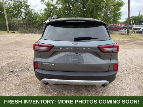 Carbonized Gray Metallic 2023 Ford Escape Active