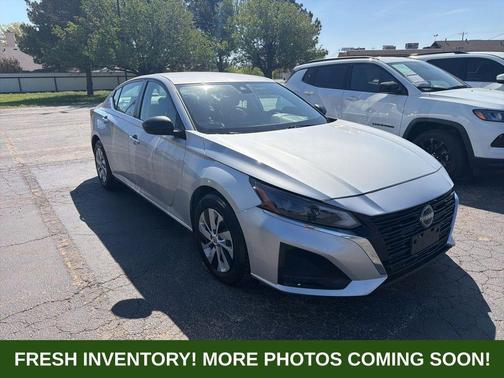 Brilliant Silver Metallic 2024 Nissan Altima 2.5 S