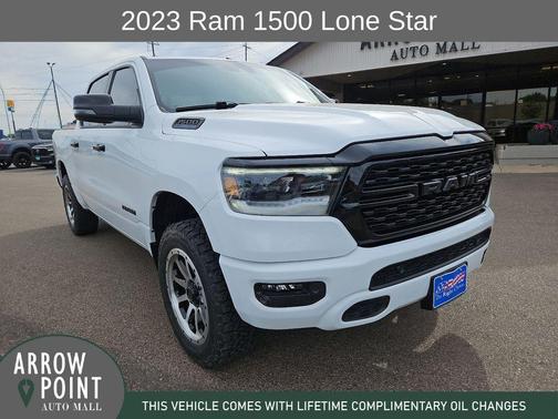Bright White Clearcoat 2023 RAM 1500 Big Horn
