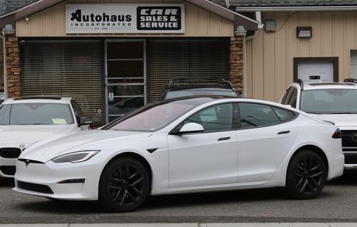 2023 Tesla Model S Base