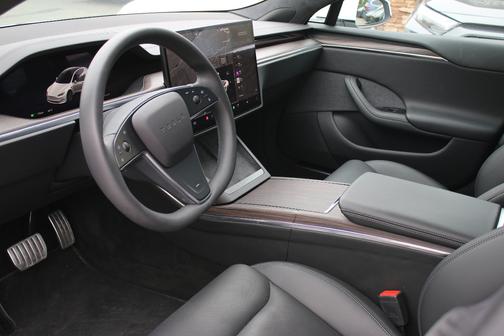 2023 Tesla Model S Base