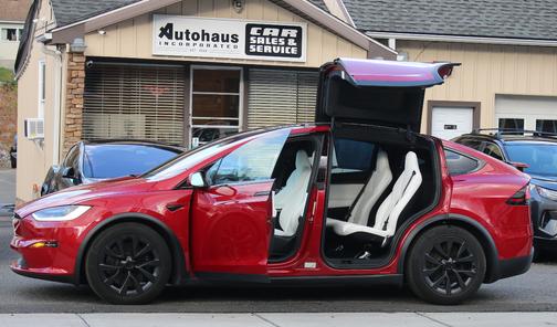 2023 Tesla Model X Standard Range