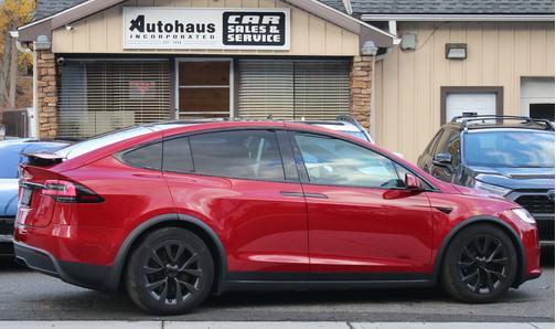 2023 Tesla Model X Standard Range