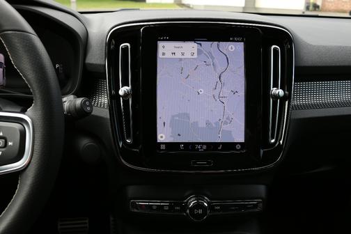 2021 Volvo XC40 Recharge Pure Electric P8 R-Design