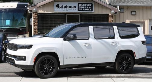 2023 Jeep Grand Wagoneer Series II