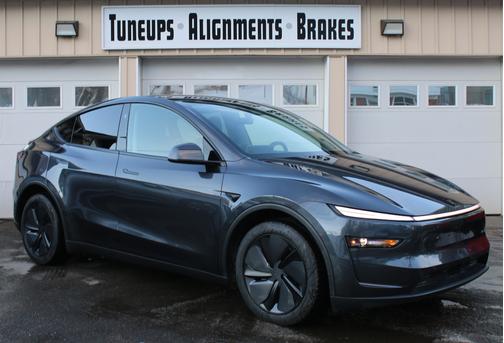 2026 Tesla Model Y Premium AWD