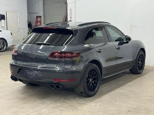 2017 Porsche Macan GTS
