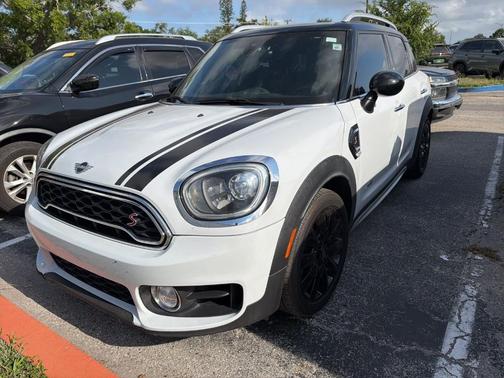 Light White 2019 MINI Countryman Cooper S ALL4