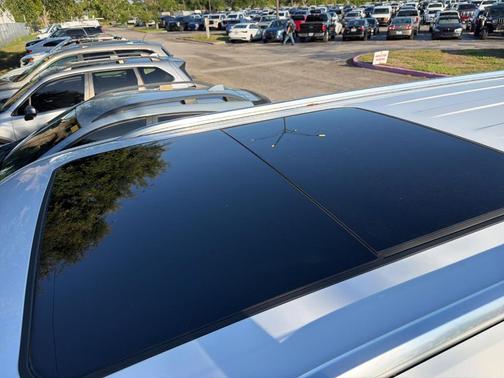 Summit White 2023 GMC Yukon XL Denali