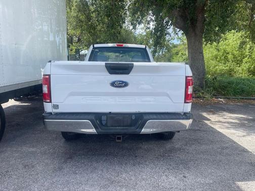 Midnight Blue Metallic 2023 GMC Yukon XL SLT